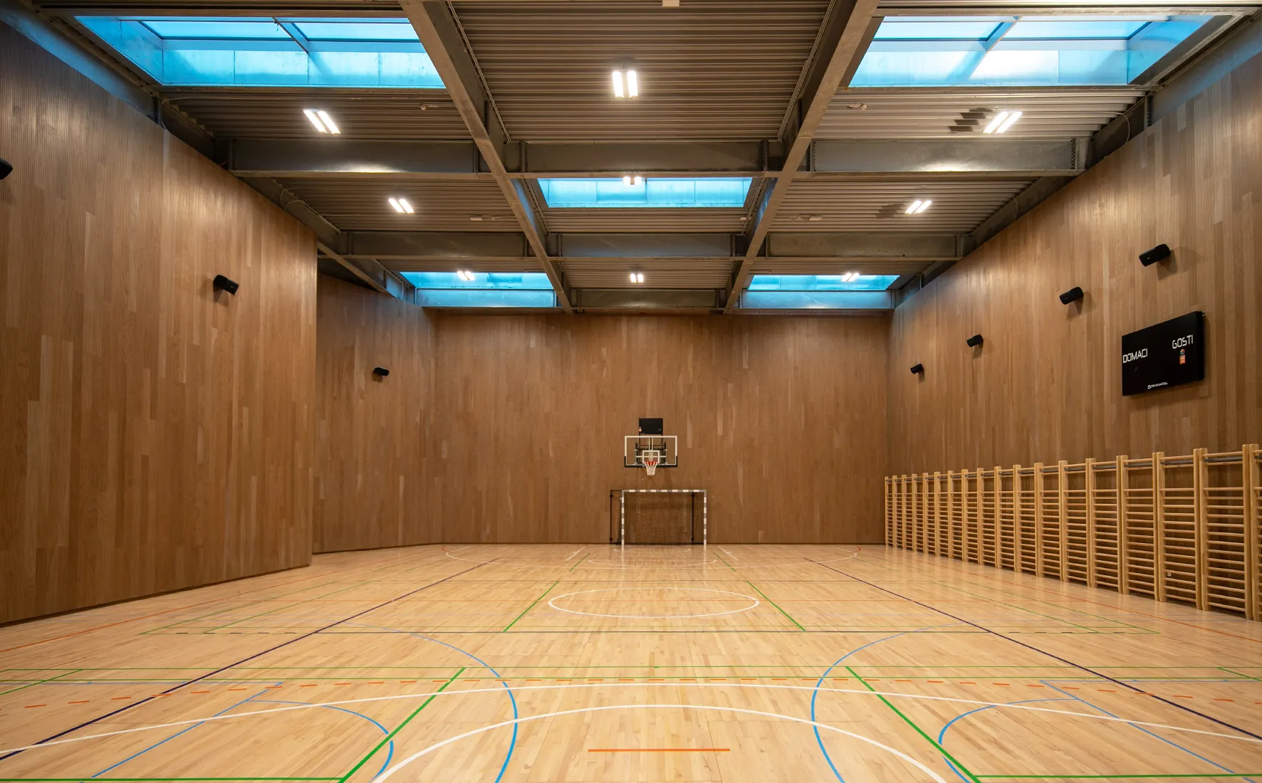 Naslovna slika Športni center Ilirija